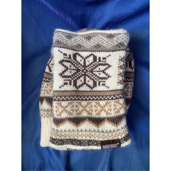 Muk Luks Fairisle Print Winter Beanie Hat And Fingerless Gloves Hand Warmers OS - Picture 3 of 9
